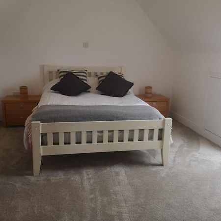 Spacious And Warm 2 Bedroom Apartment Sleeps Up To 5 アシー エクステリア 写真